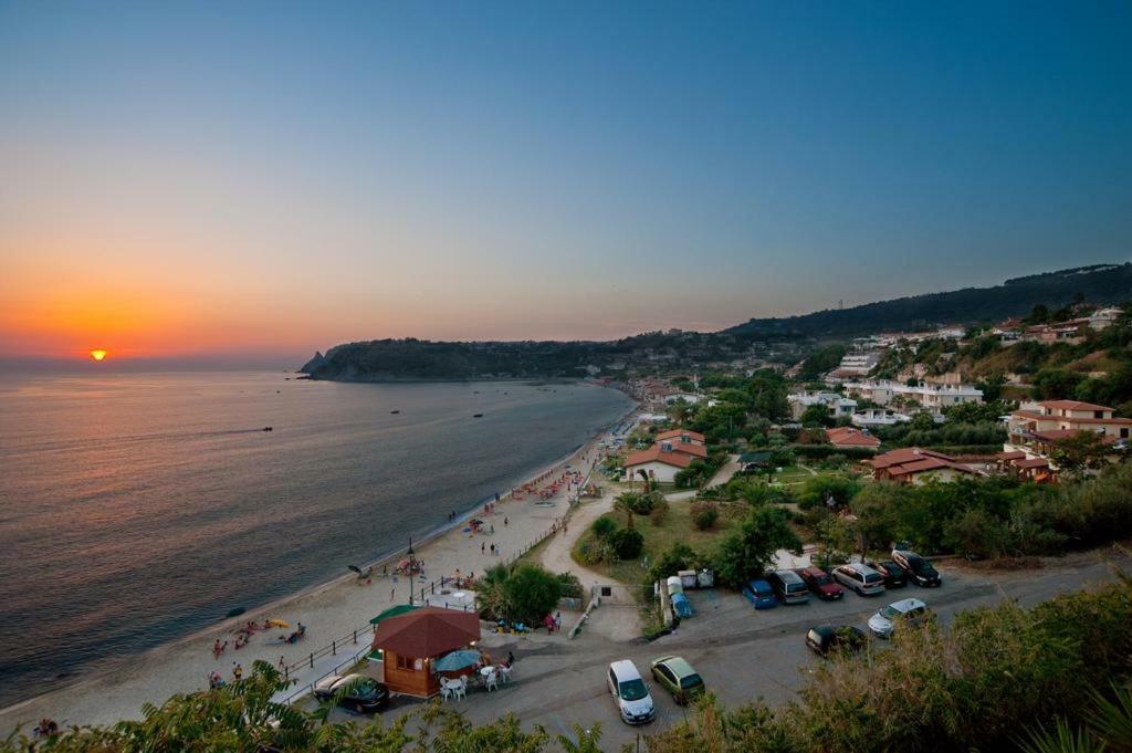 Villa Kampia Capo Vaticano Exterior foto